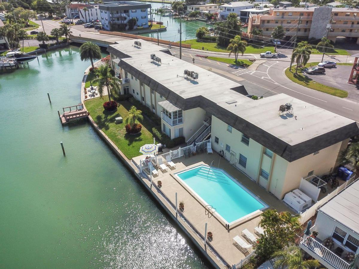 Funshine Pointe Capri Apartman St. Pete Beach Kültér fotó