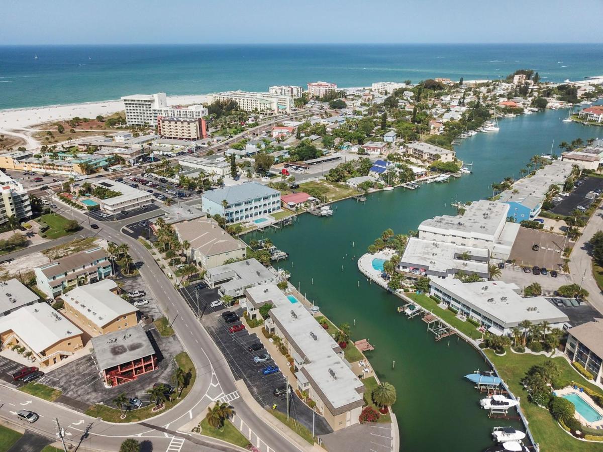Funshine Pointe Capri Apartman St. Pete Beach Kültér fotó